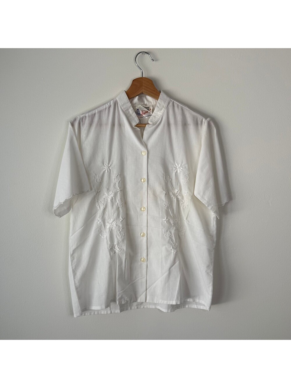 Vintage 70s Armando Mexican Style Floral Embroidery Short Sleeve Blouse Size 36